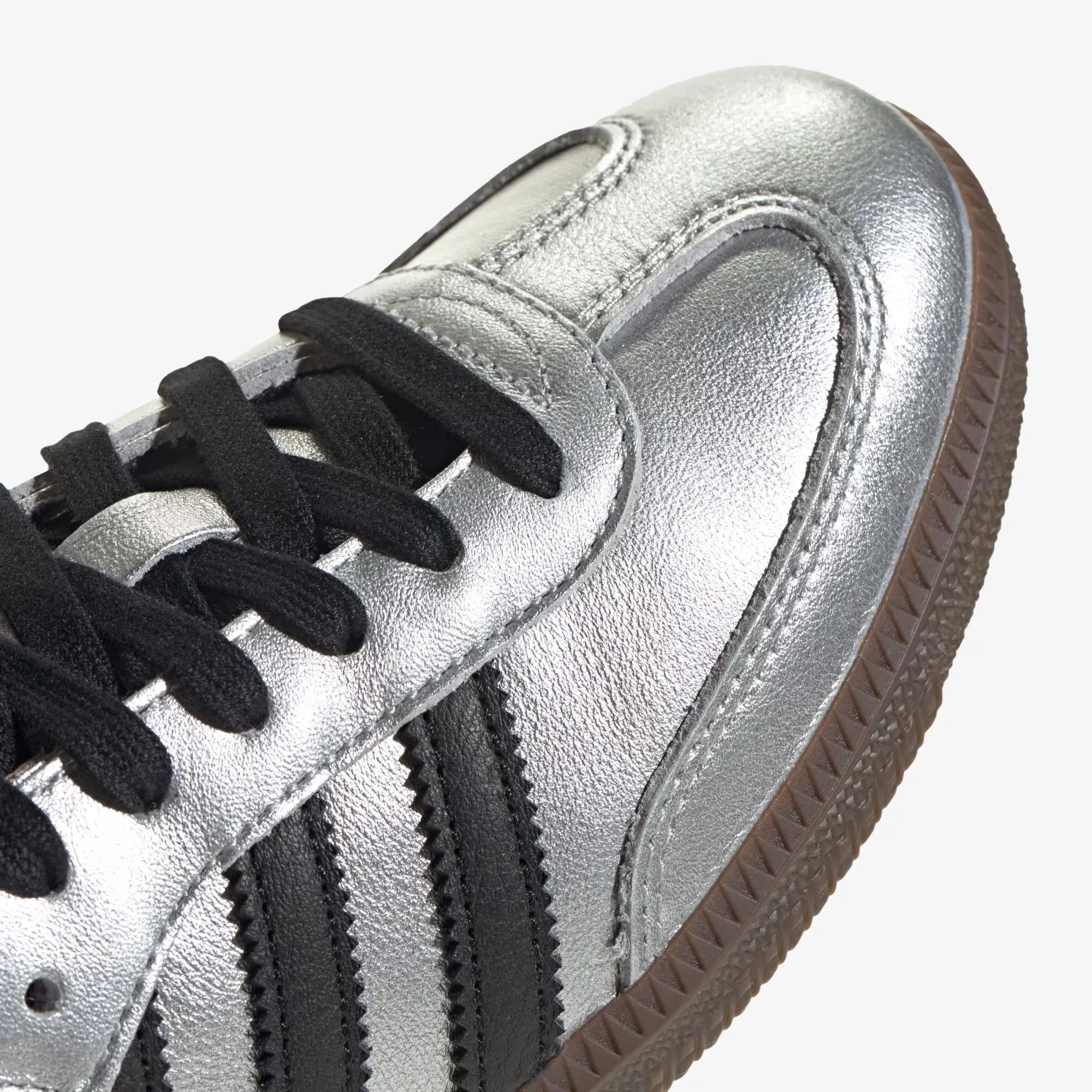 ADIDAS ORIGINALS | WMN'S SAMBA OG { SILVER METALLIC/CORE BLACK