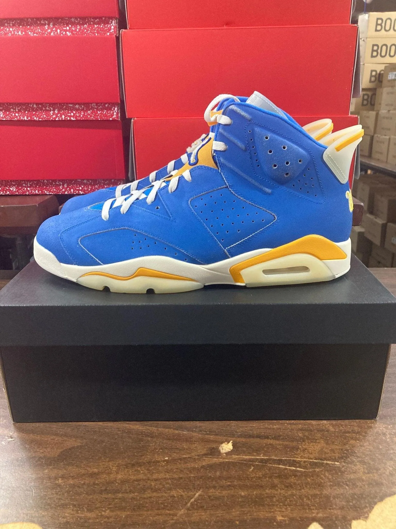 Air Jordan 6 Retro UCLA PE