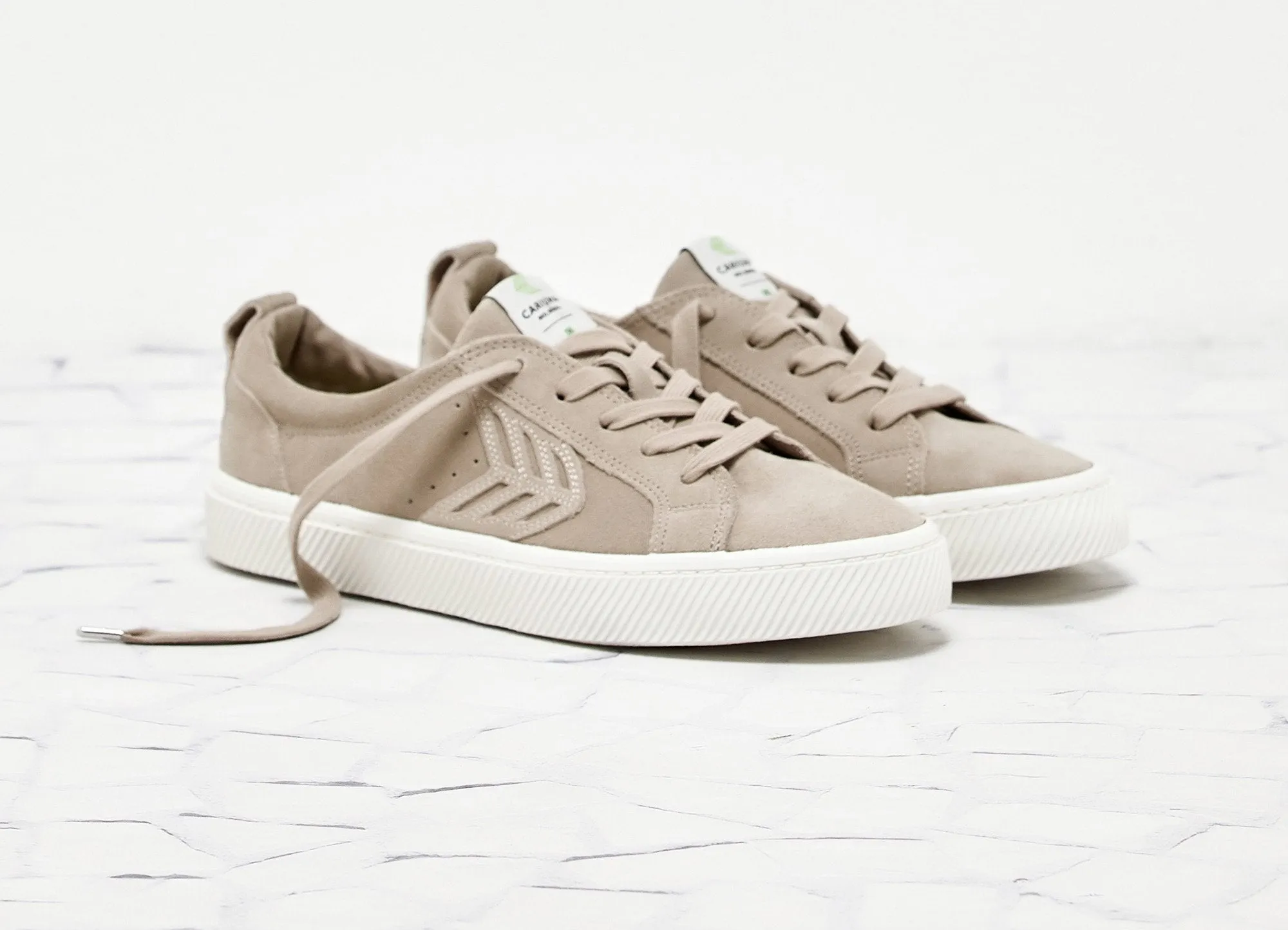 CATIBA Low Cloud Sand Suede Sneaker Women