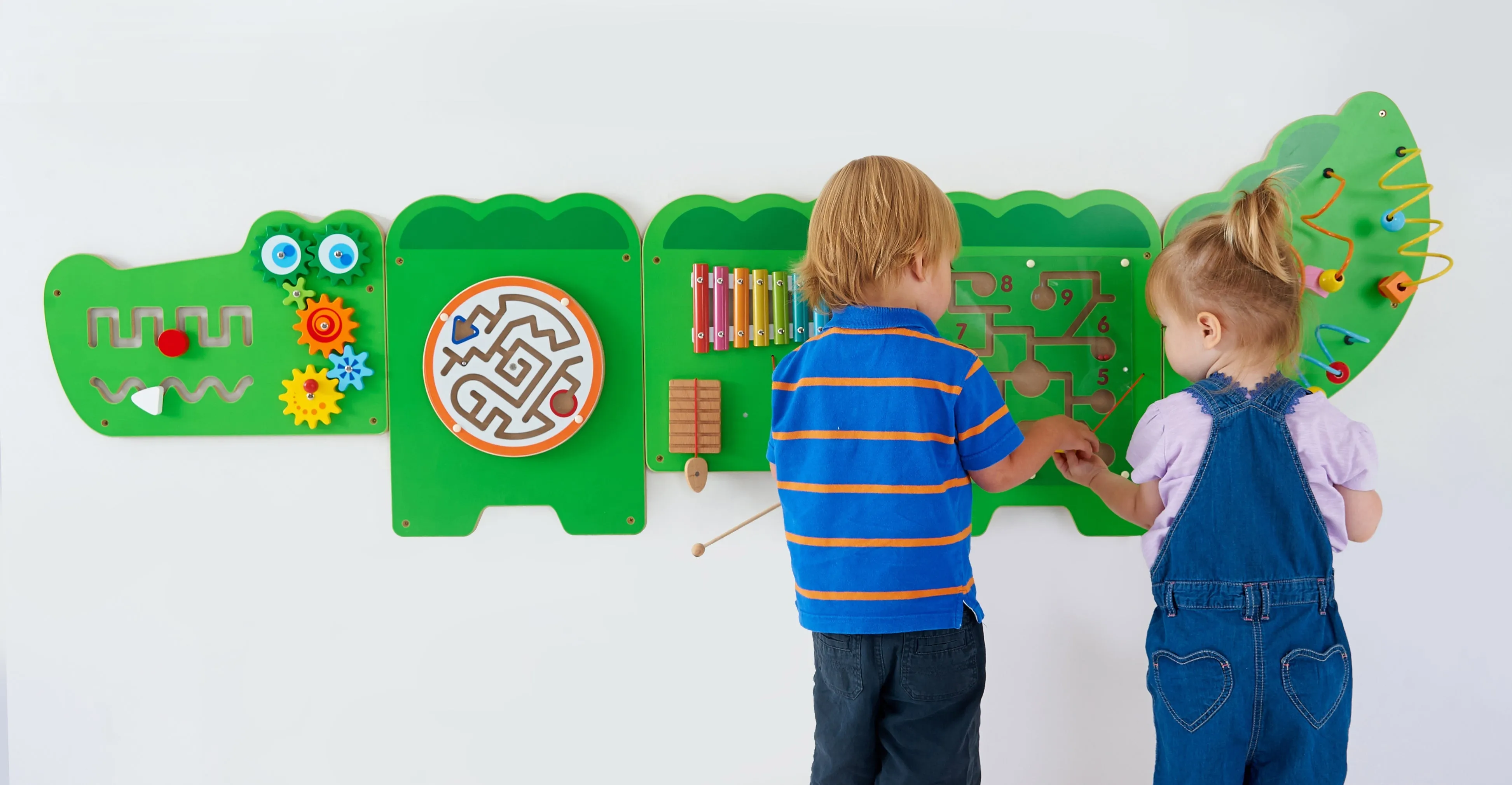 Crocodile Activity Wall Panels