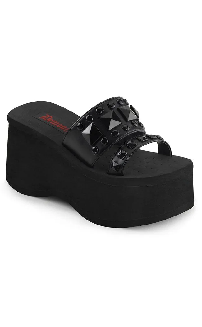 FUNN-18 Black Platform Slide Sandals