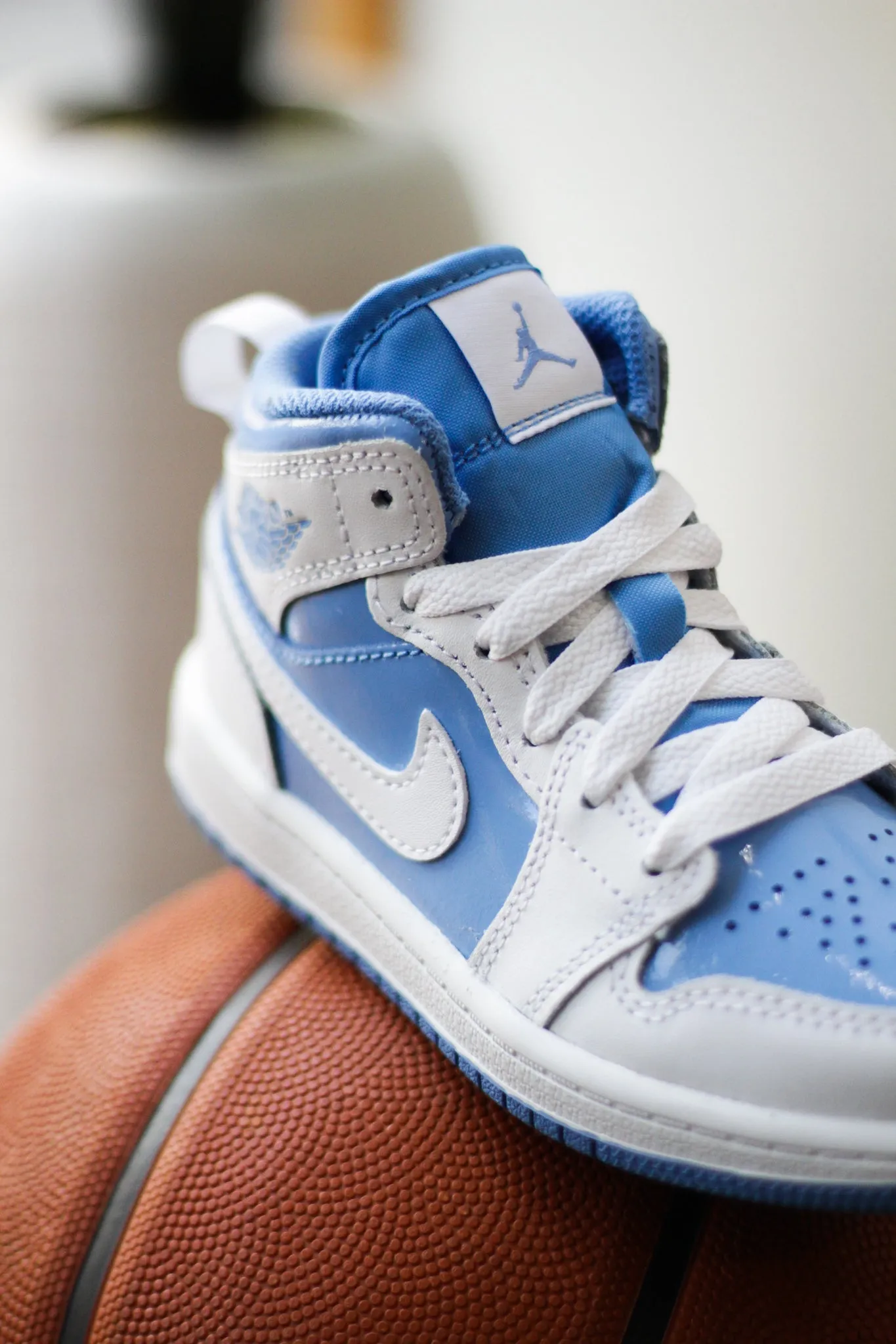 JORDAN 1 MID SE (PS) "LEGEND BLUE"