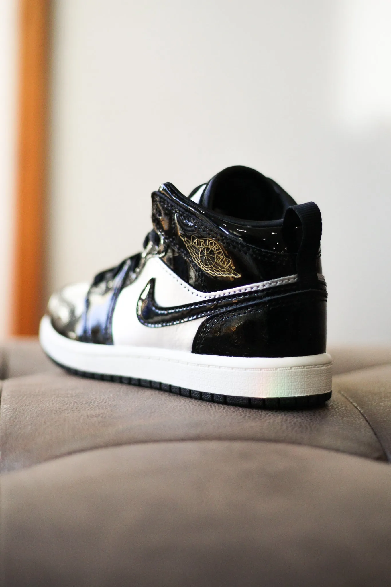 JORDAN 1 MID SE (PS) "METALLIC SILVER"