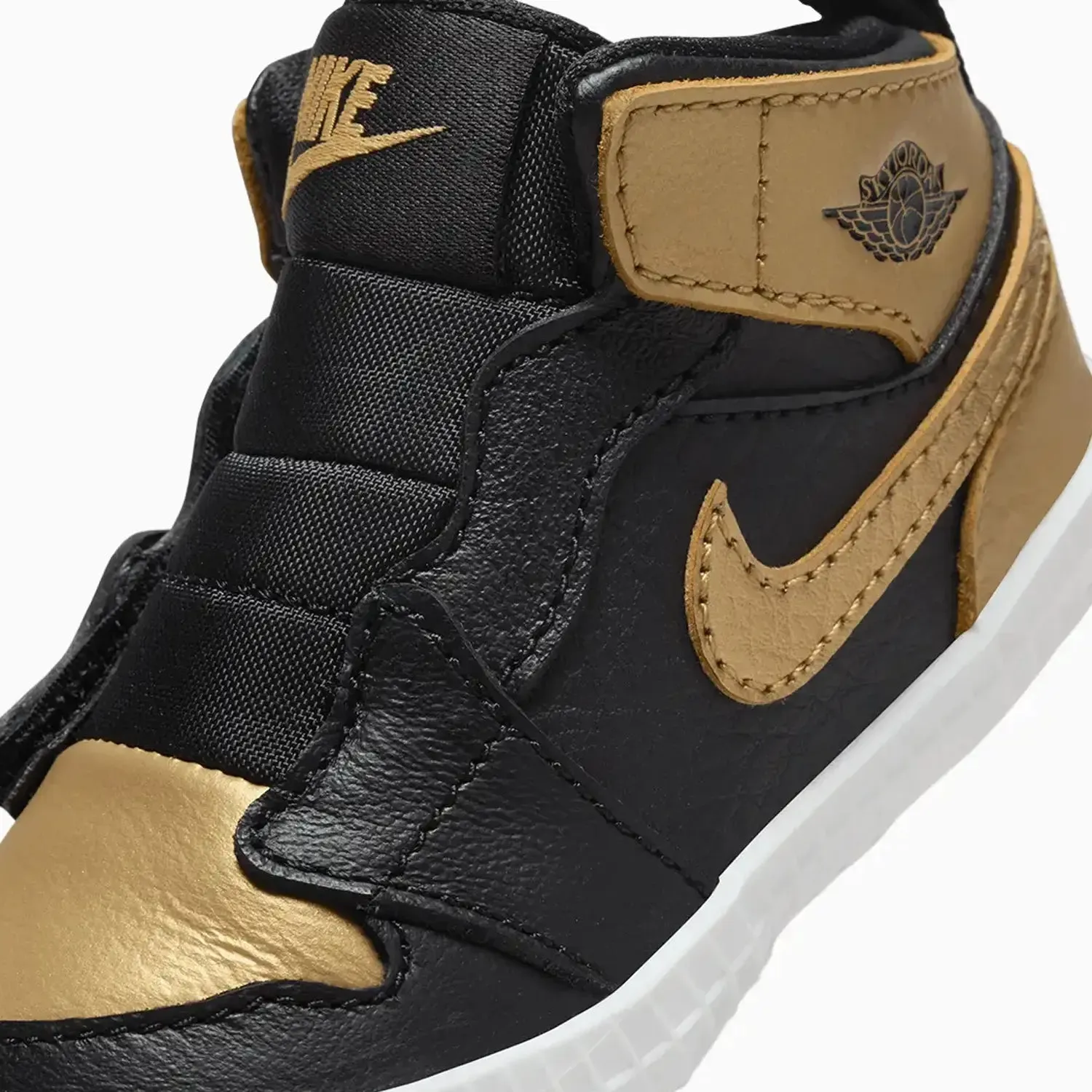 Kid's Air Jordan 1 Retro High OG "Black Metallic Gold" Infants