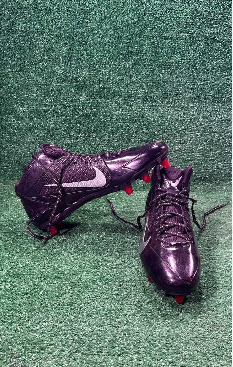 Nike Alpha Pro 15.0 Size Football Cleats