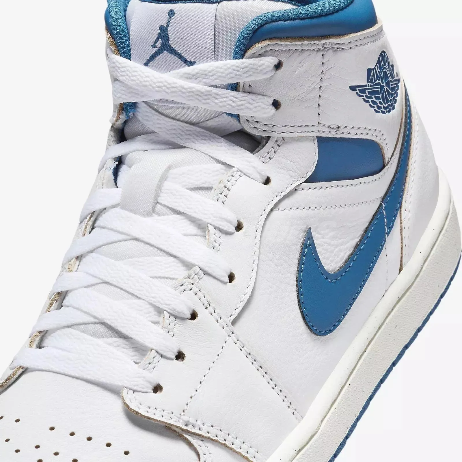 Nike Men's Air Jordan 1 Mid SE Shoes - White / Sail / Industrial Blue