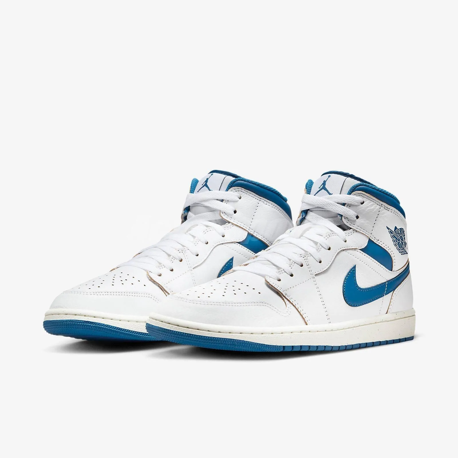 Nike Men's Air Jordan 1 Mid SE Shoes - White / Sail / Industrial Blue