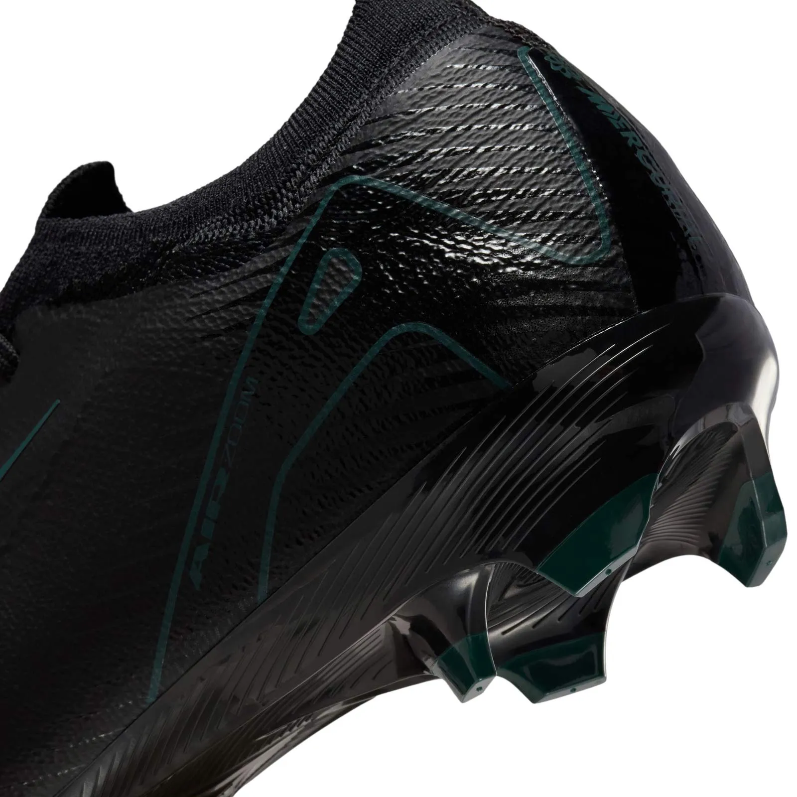 Nike Mercurial Vapor 16 Pro FG Low-Top Football Boots