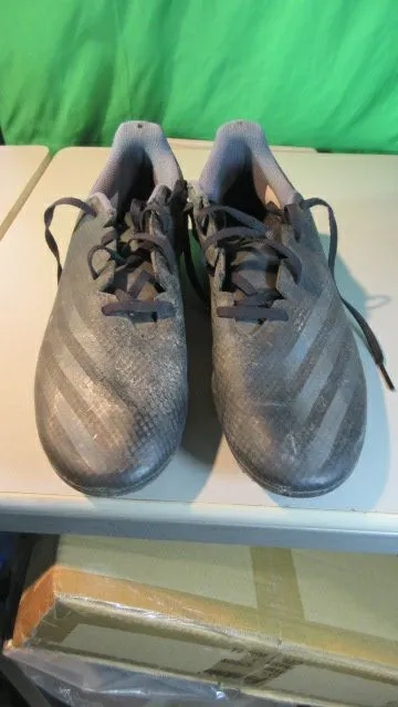 Used Adidas Mens Baseball Cleats size 11