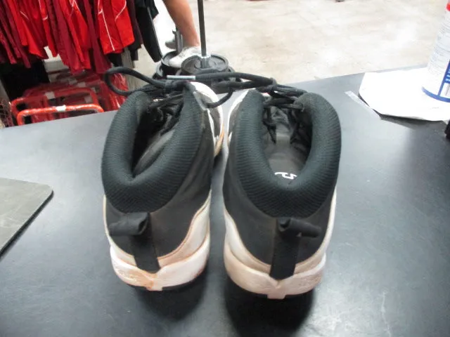 Used Nike Trout Cleats Size 9.5 - Has Wear