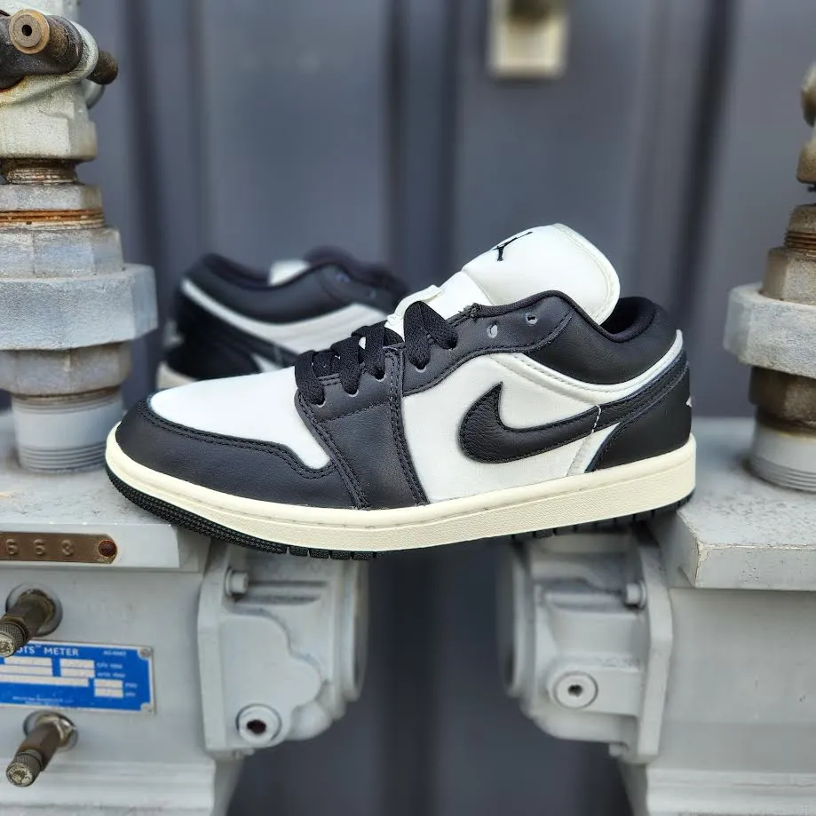 W Air Jordan 1 Low SE 'Satin Panda'